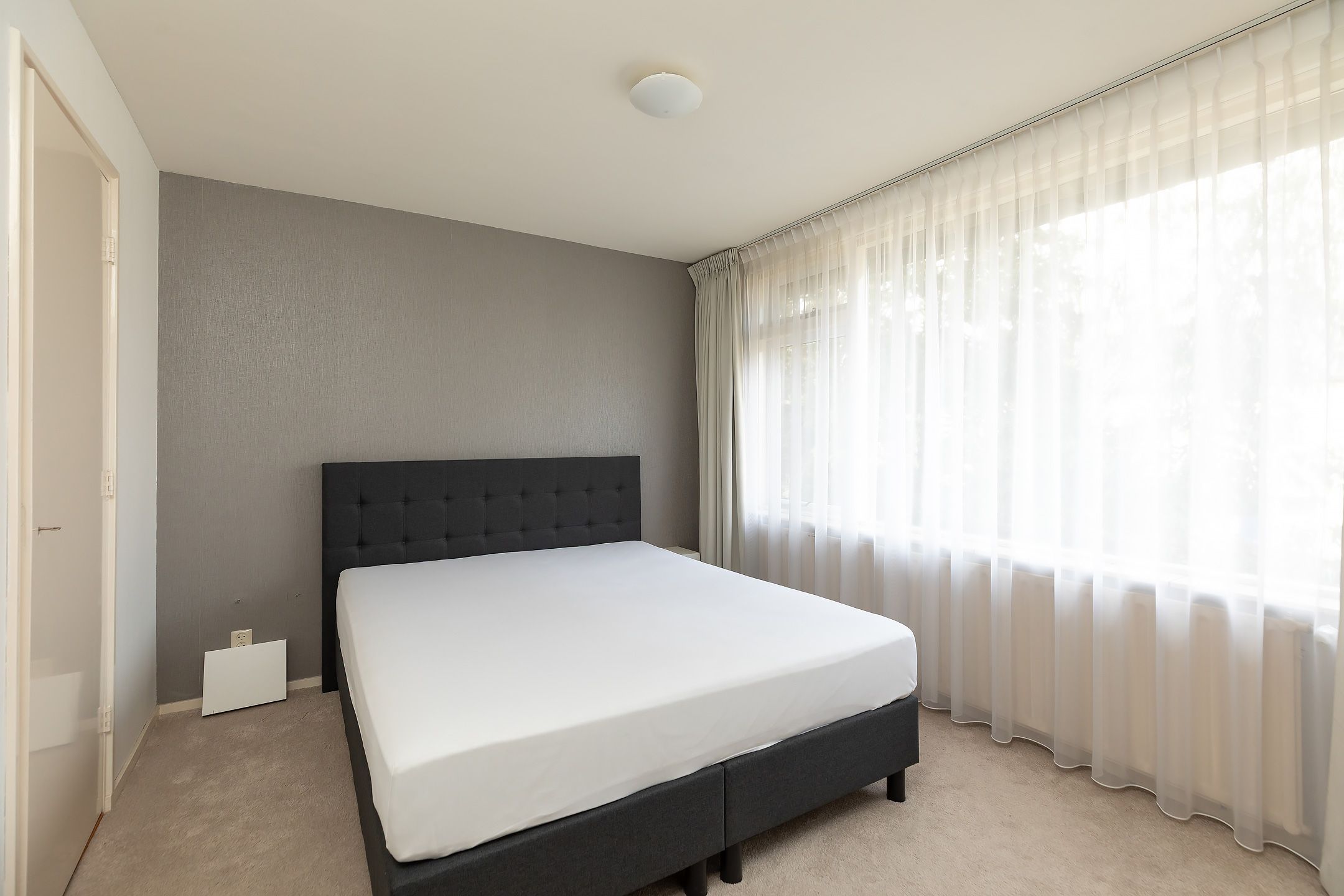 Photo 21 of Olivier van Noortstraat 8