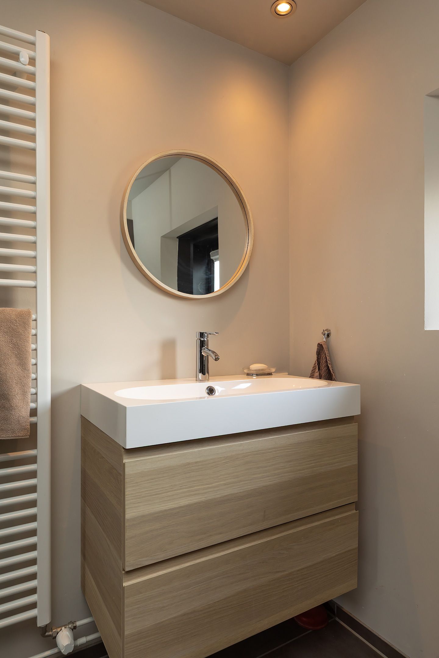 Photo 24 of Olivier van Noortstraat 8