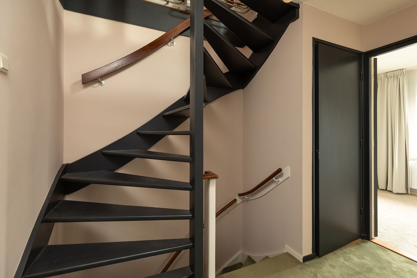 Photo 25 of Olivier van Noortstraat 8