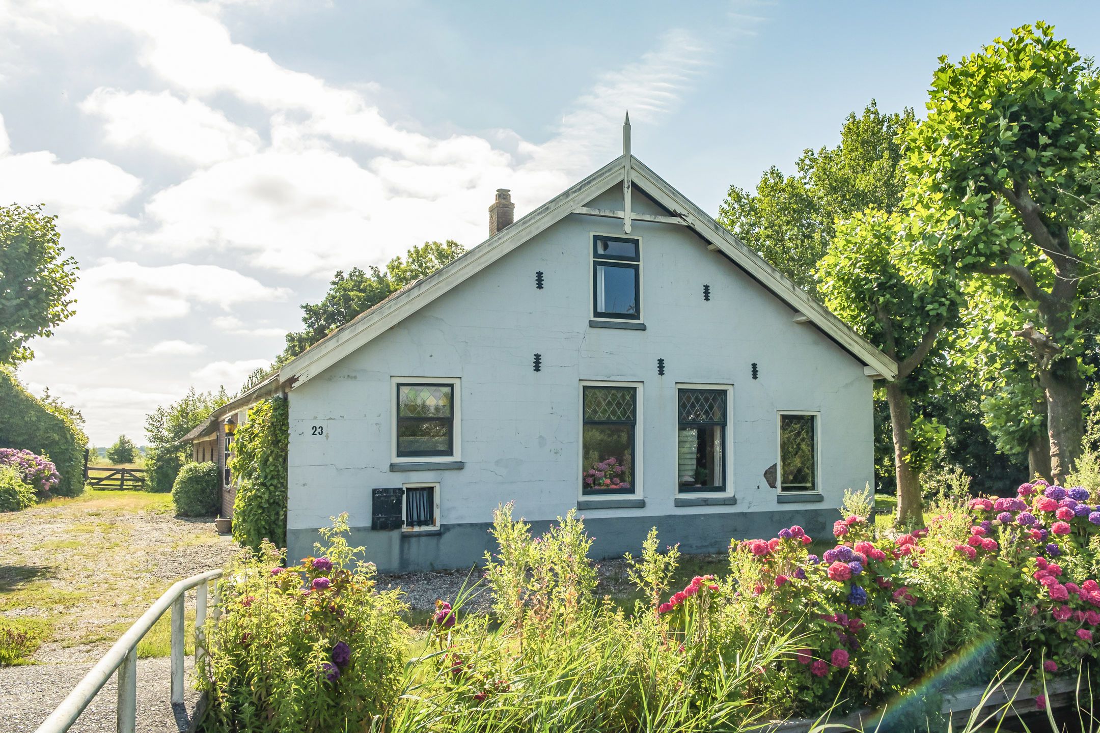 Foto 12 van Donkereind 23