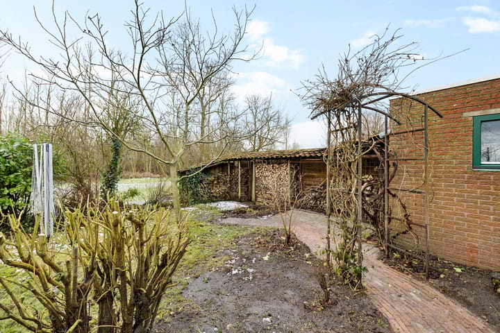 Photo 23 of Stimhússtrjitte 28