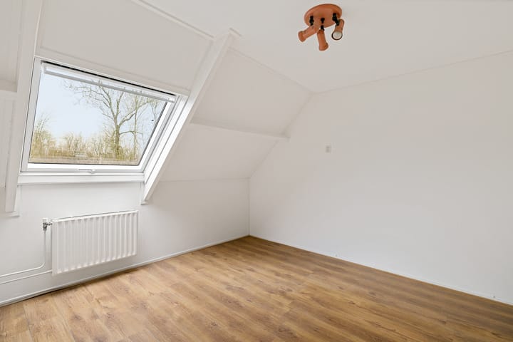 Photo 18 of Stimhússtrjitte 28