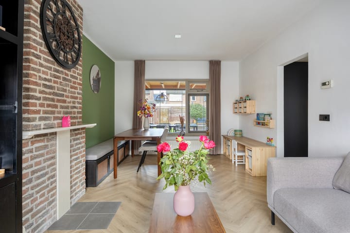 Foto 15 van Scherpakkerstraat 10