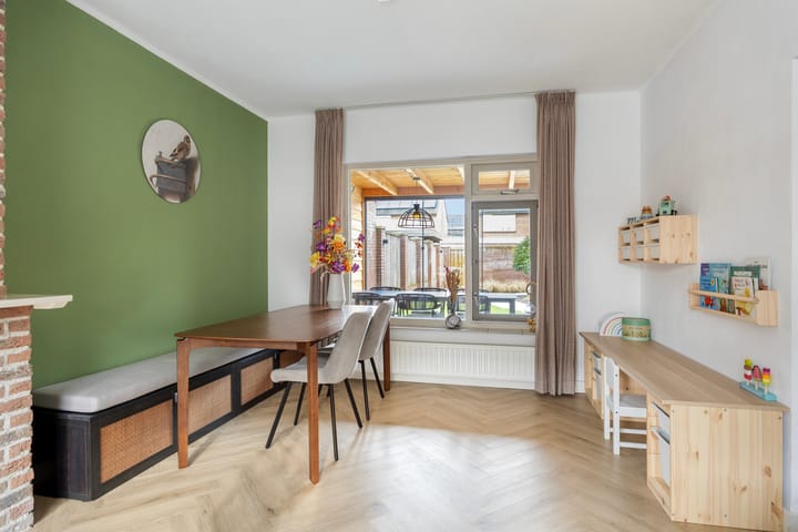 Foto 16 van Scherpakkerstraat 10