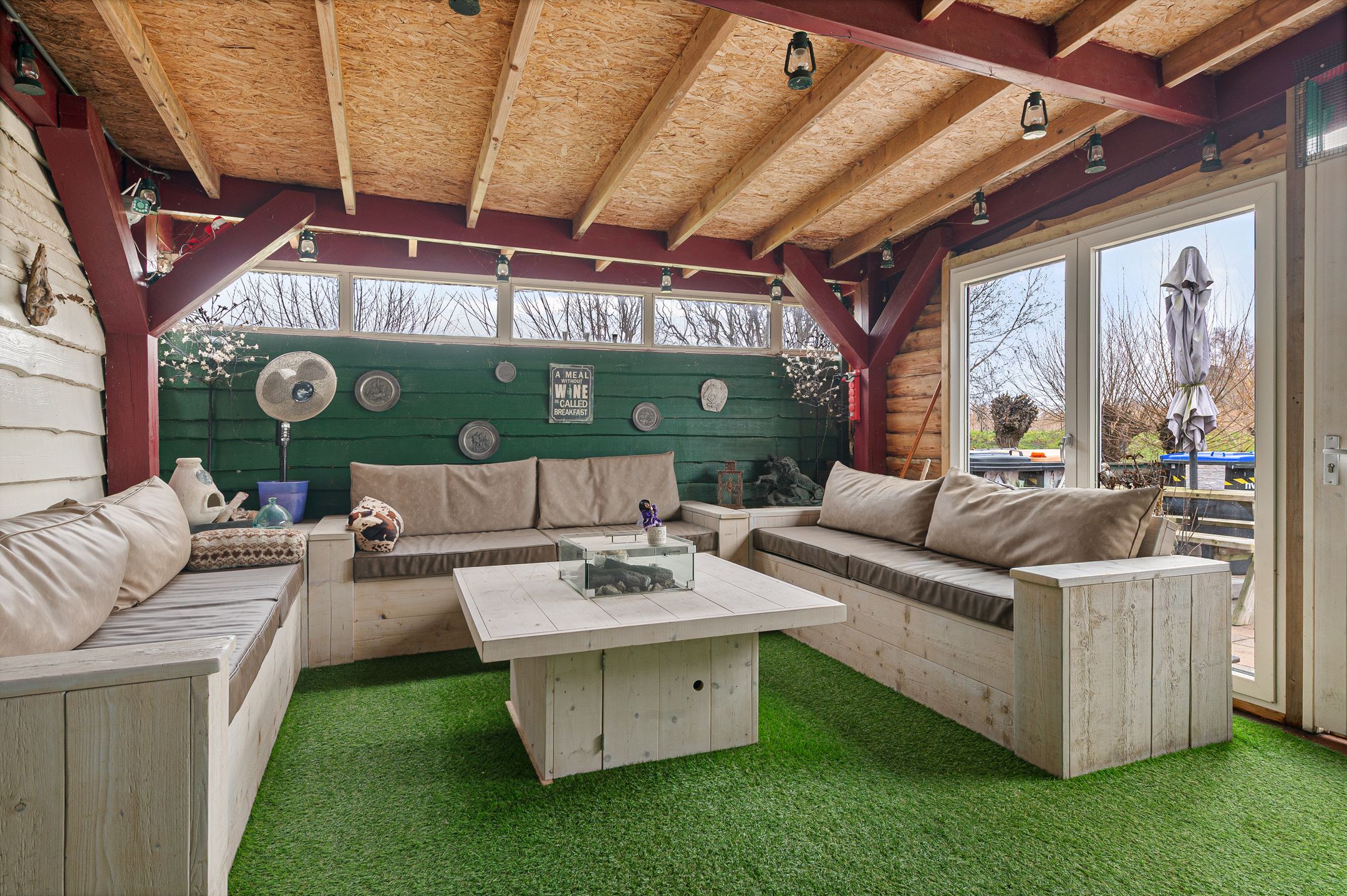 Foto 33 van Nauerna 12