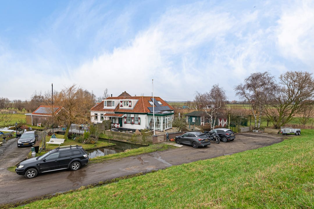 Foto 37 van Nauerna 12