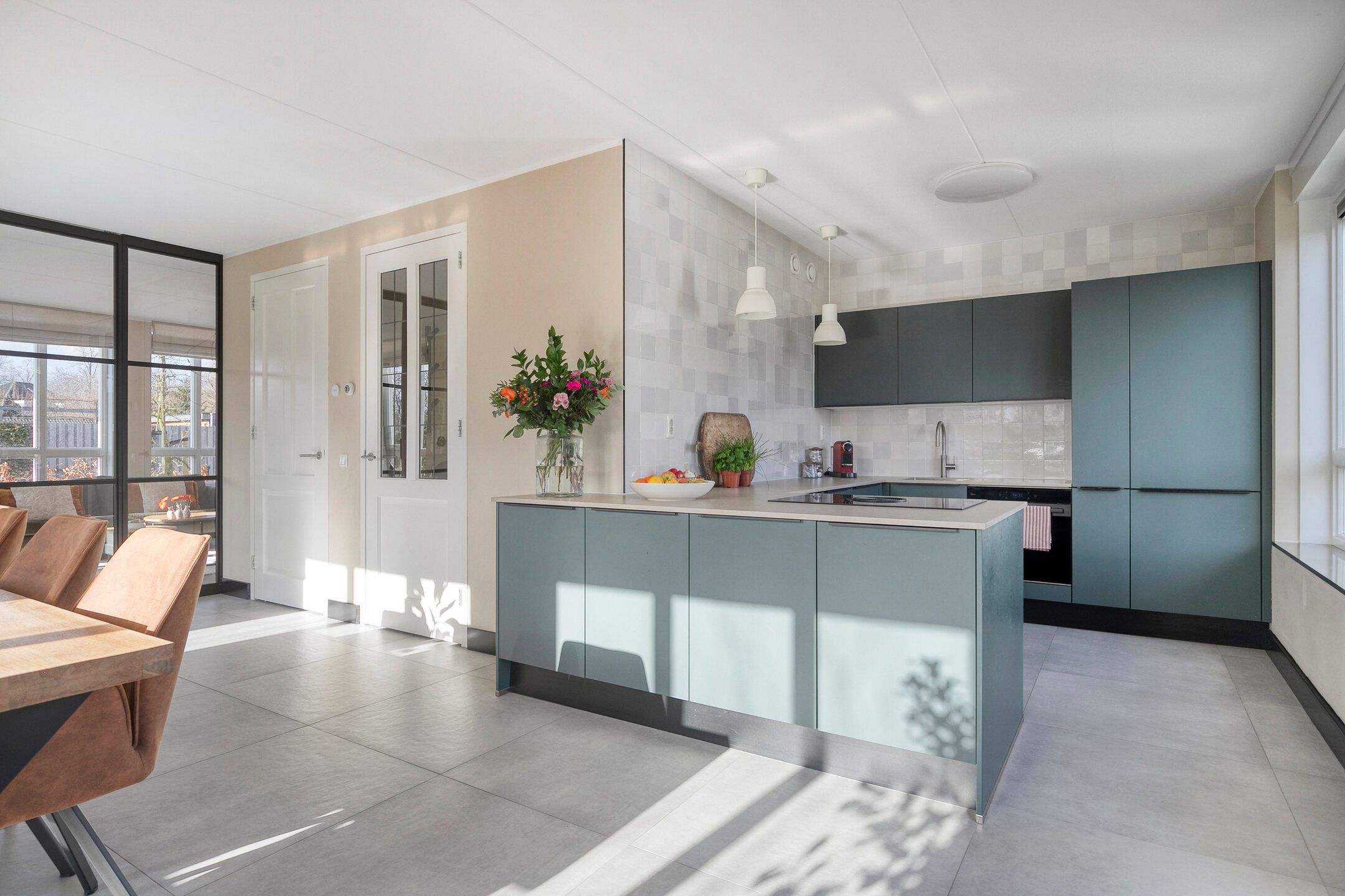 Photo 18 of Burlatstraat 28