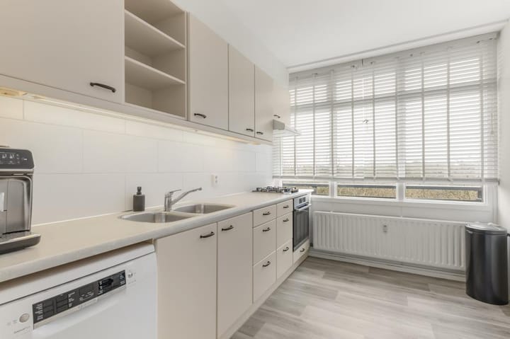 Photo 4 of Laan van Vollenhove 2227