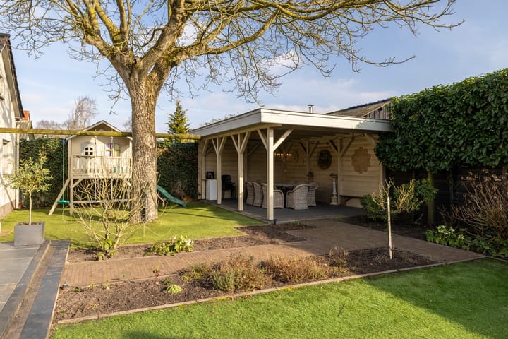 Foto 3 van Parallelweg 109