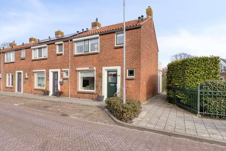 Foto 4 van Burg. Langebeekestraat 18