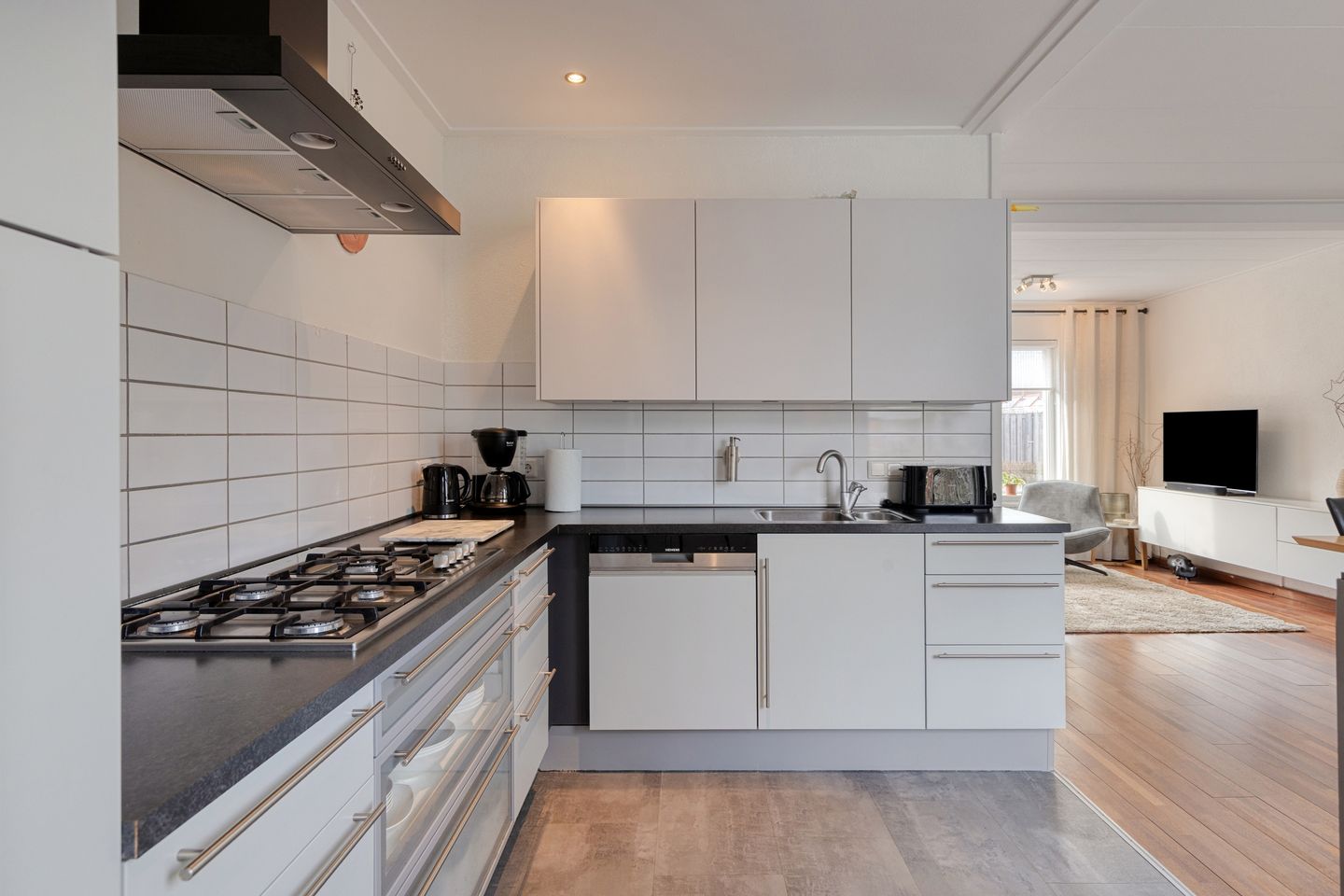 Foto 20 van Burg. Langebeekestraat 18