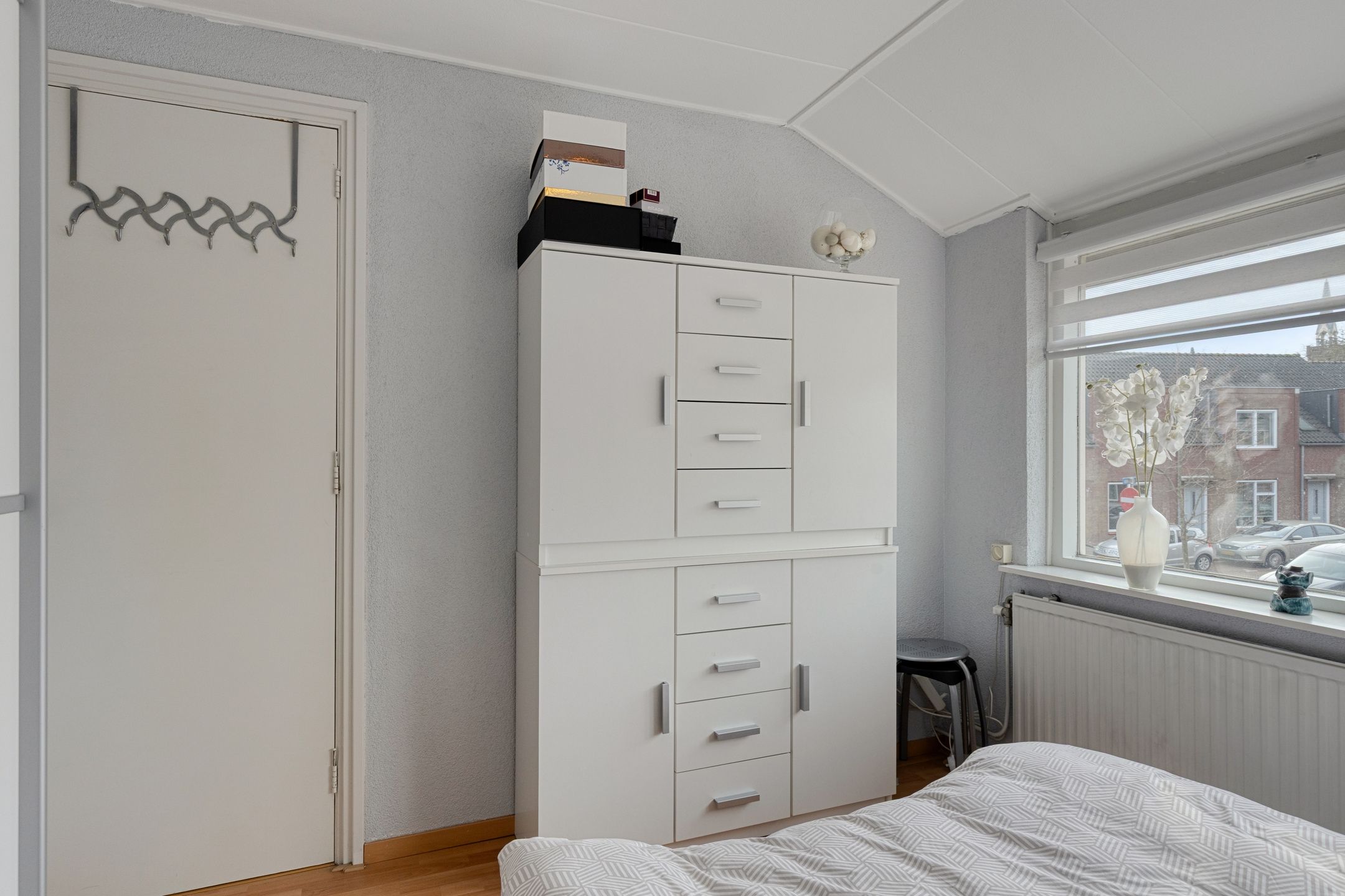 Foto 30 van Burg. Langebeekestraat 18