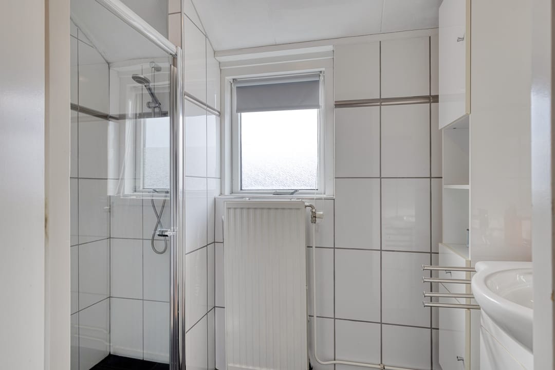 Foto 31 van Burg. Langebeekestraat 18