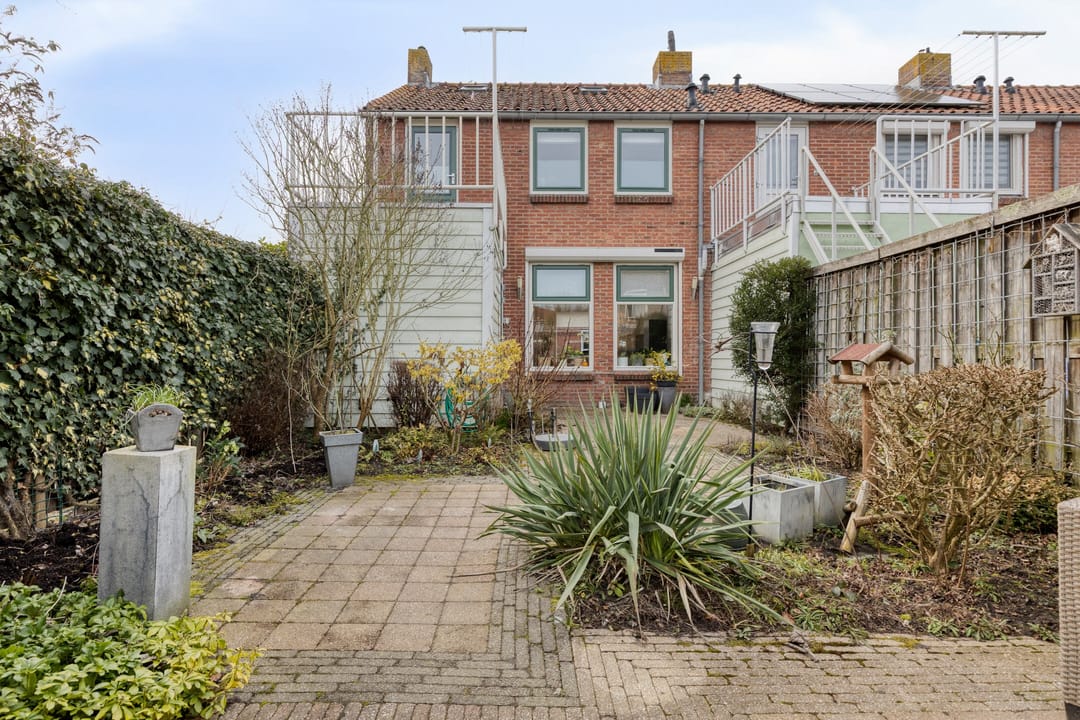 Foto 43 van Burg. Langebeekestraat 18