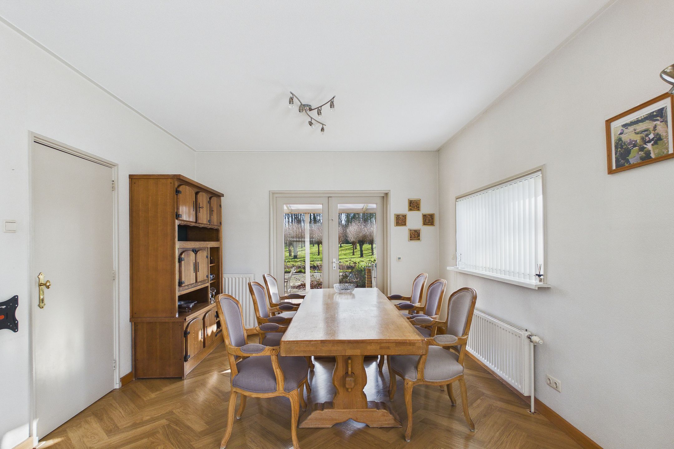 Photo 9 of van Middelhovenstraat 46