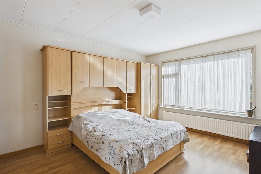 Photo 13 of van Middelhovenstraat 46