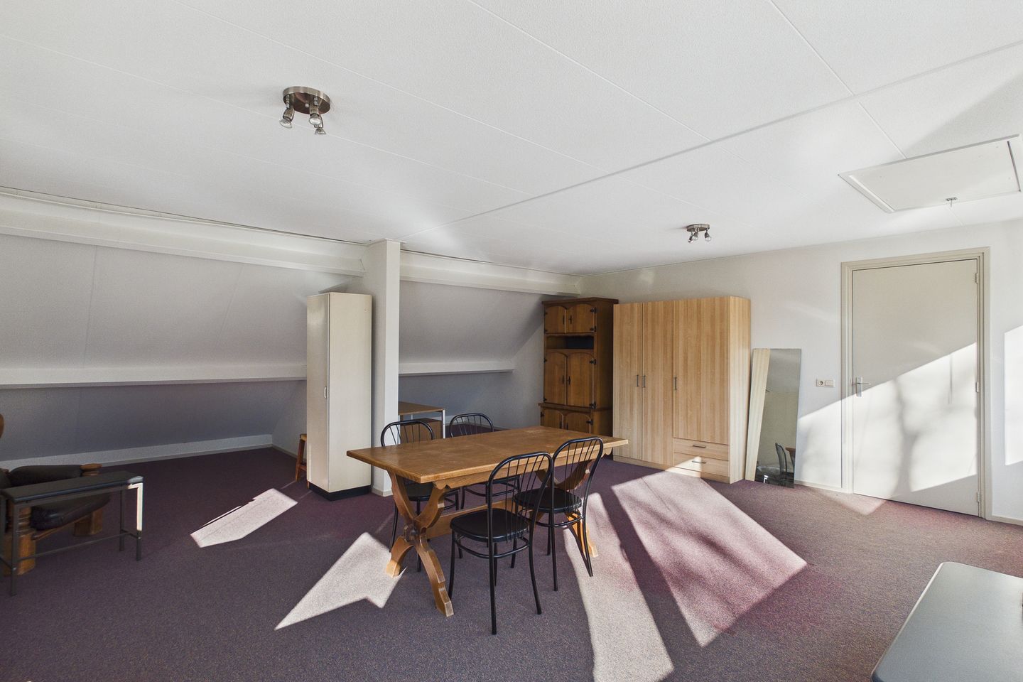 Photo 20 of van Middelhovenstraat 46