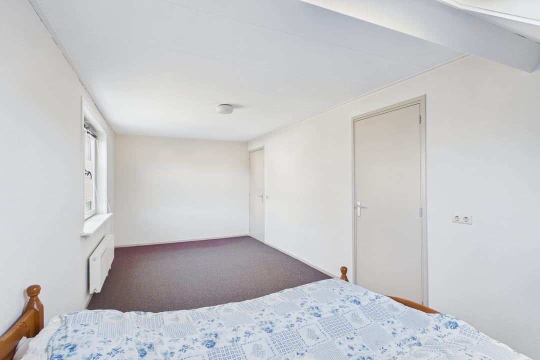 Photo 22 of van Middelhovenstraat 46