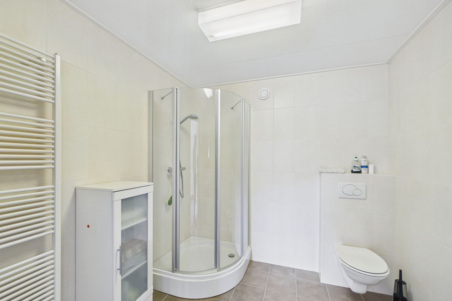 Photo 25 of van Middelhovenstraat 46