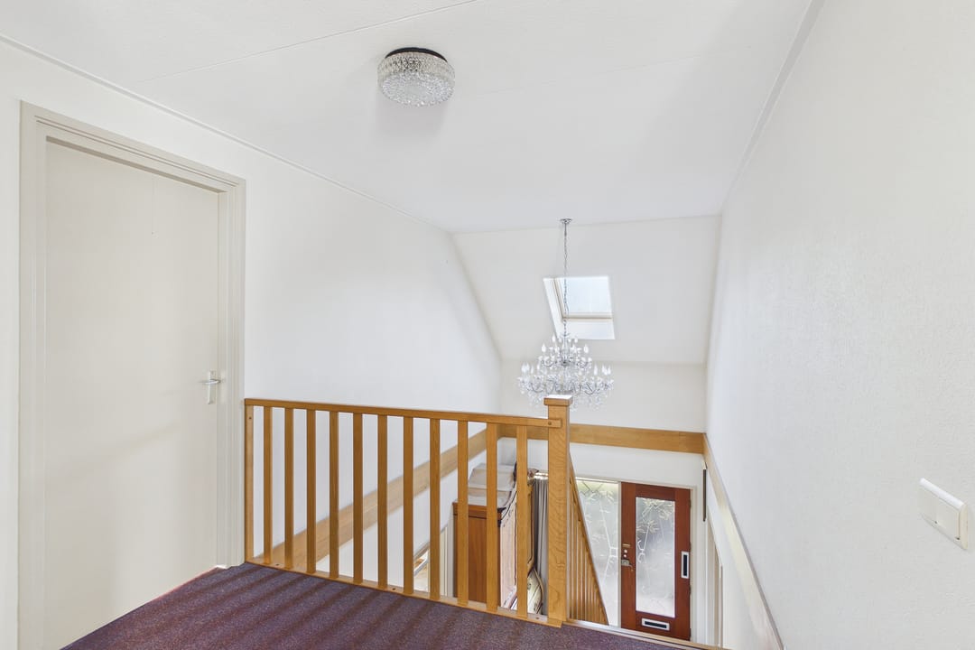 Photo 26 of van Middelhovenstraat 46