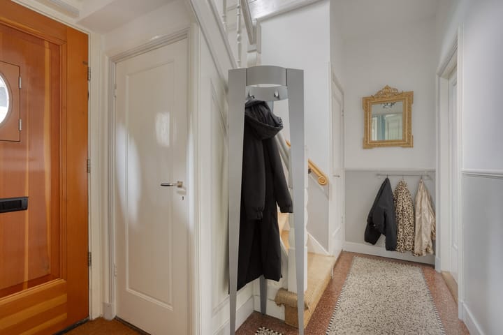 Tussenwoning te koop: Oude Velperweg 43, Arnhem