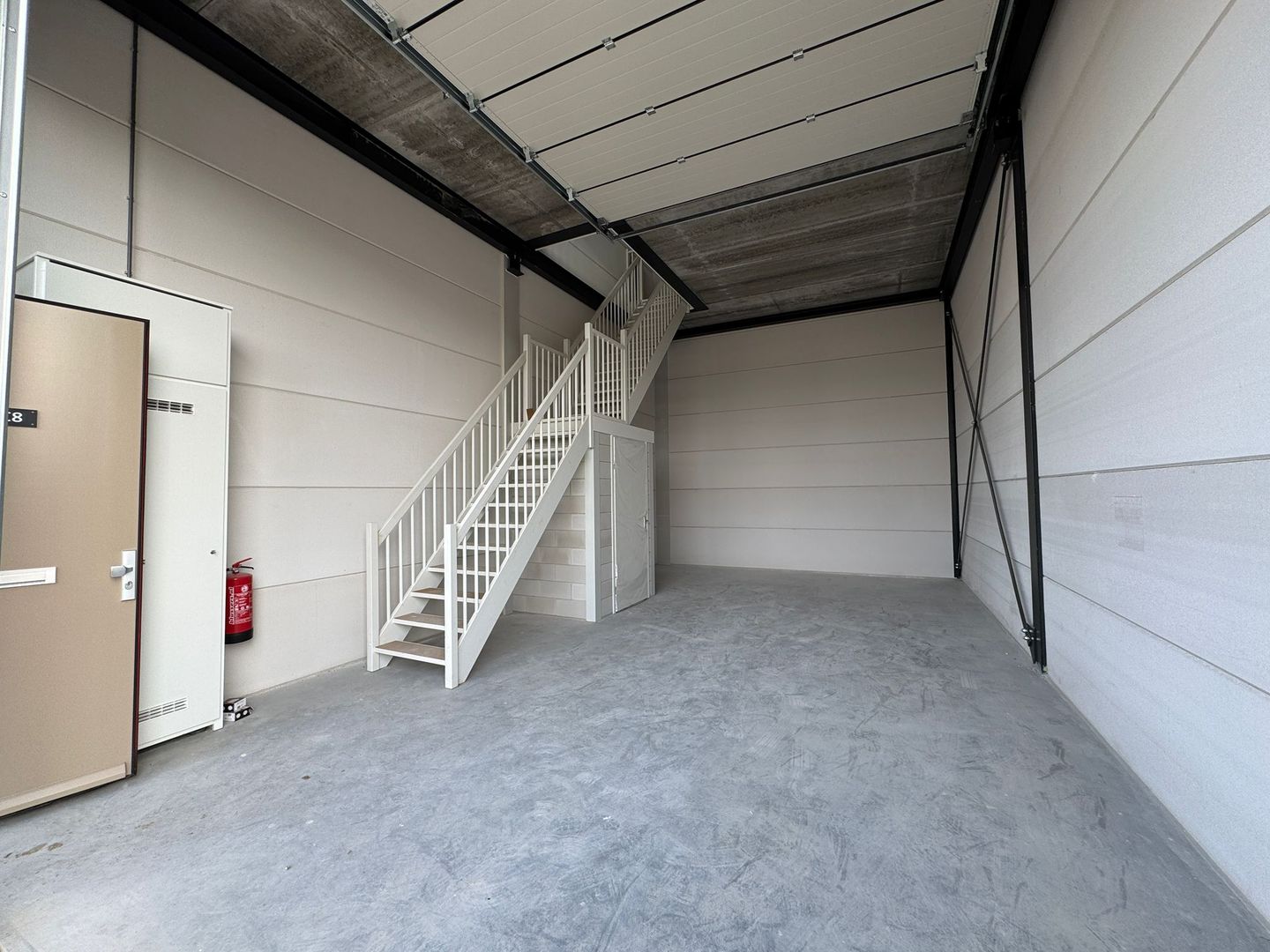 Bekijk foto 3 van Hedikhuizerweg 15-C8