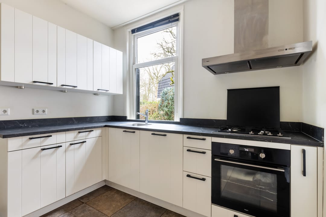 Foto 11 van Spoorstraat 27