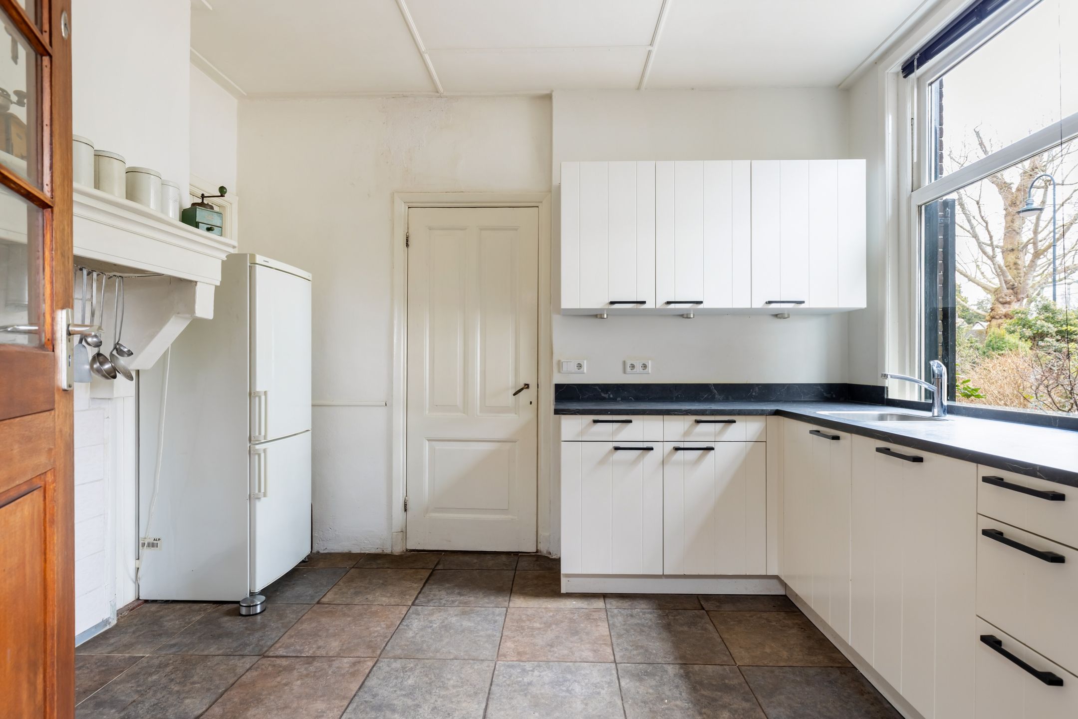 Foto 12 van Spoorstraat 27