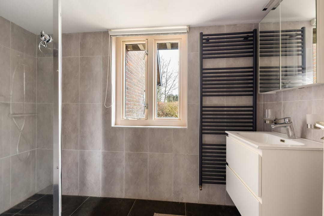 Foto 17 van Spoorstraat 27