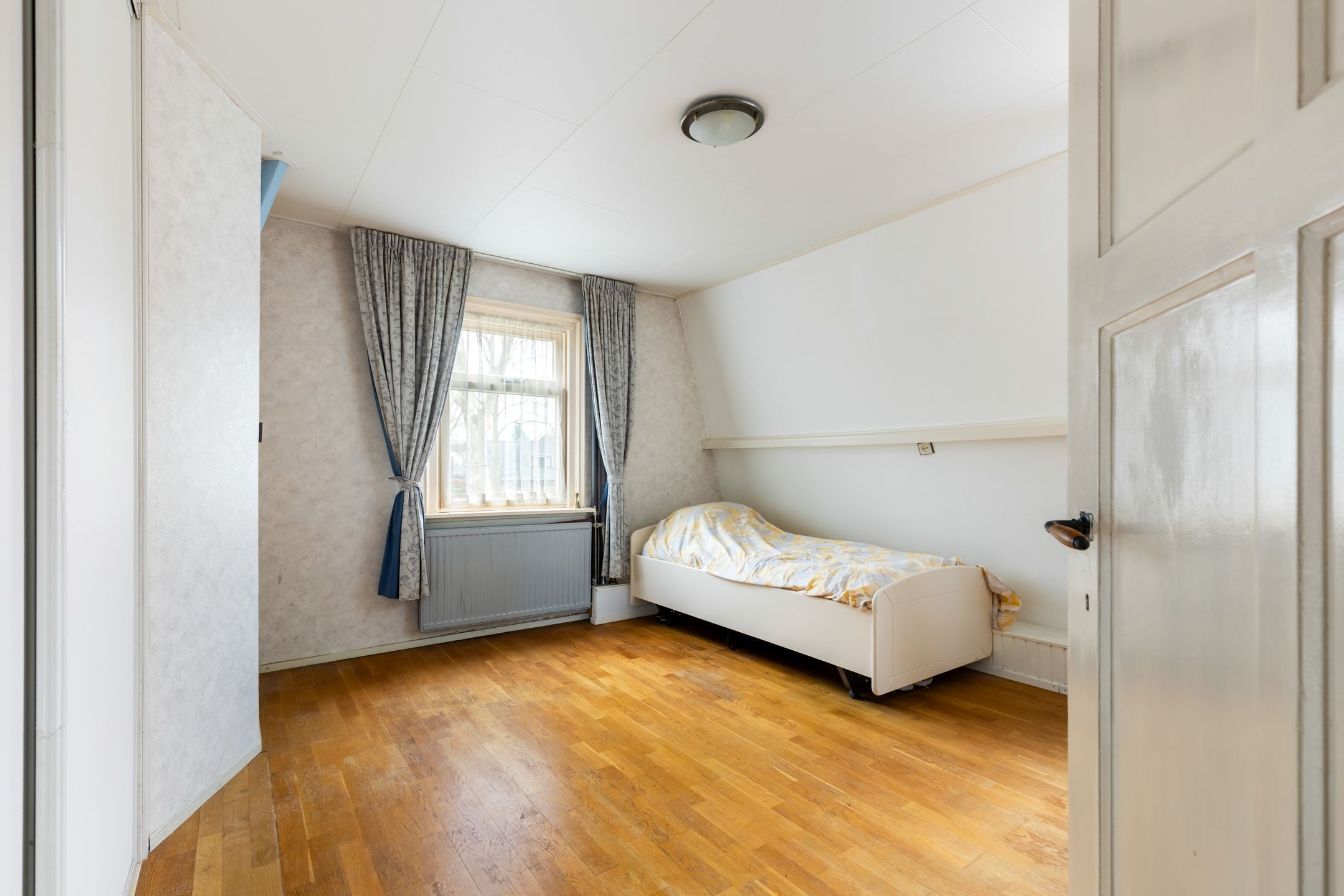 Foto 24 van Spoorstraat 27