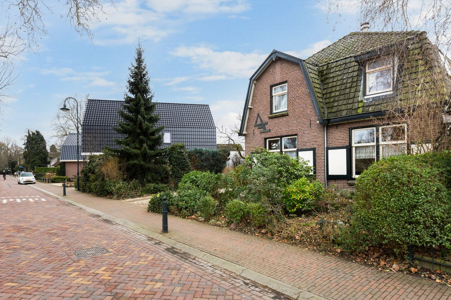 Foto 40 van Spoorstraat 27