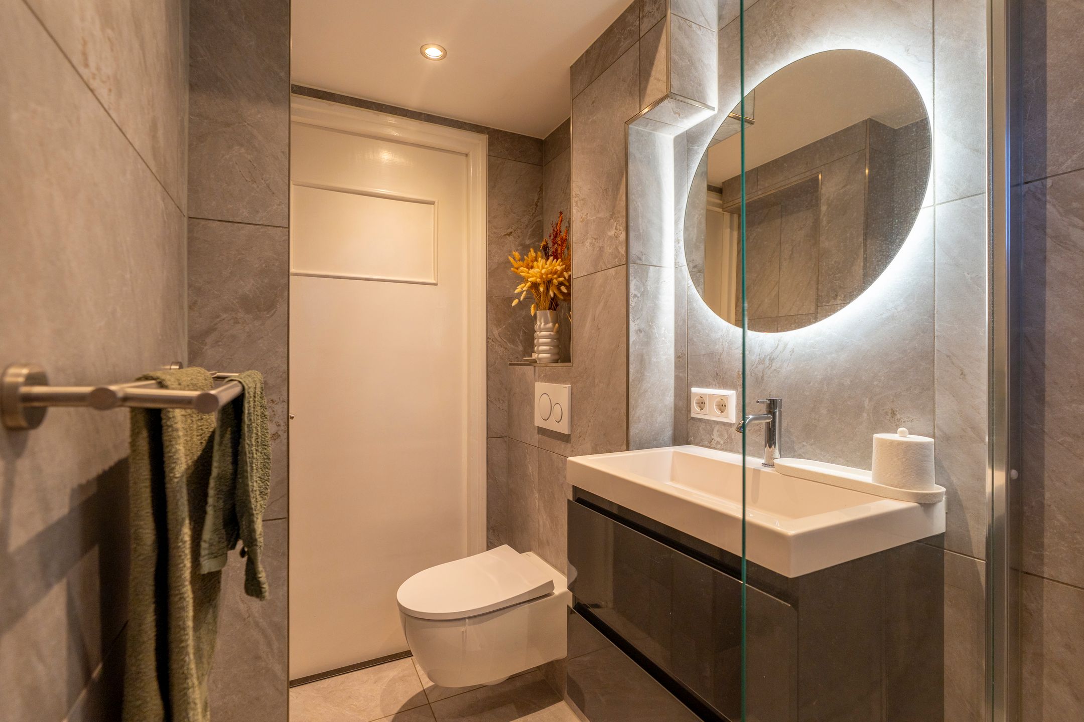 Photo 42 of Victor Hugoplantsoen 26-1