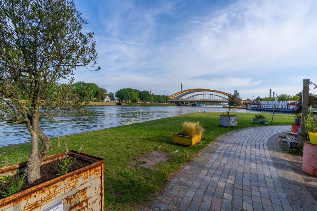 Photo 47 of Victor Hugoplantsoen 26-1