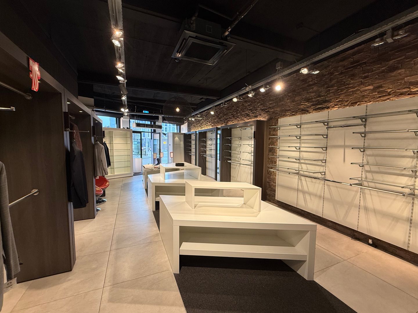 Bekijk foto 3 van Vest 203