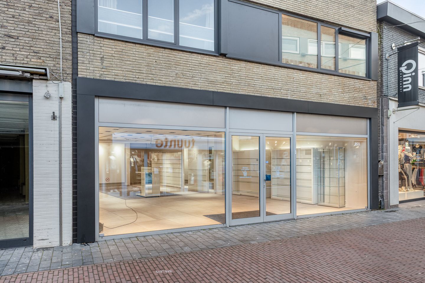 View photo 1 of Herenstraat 7