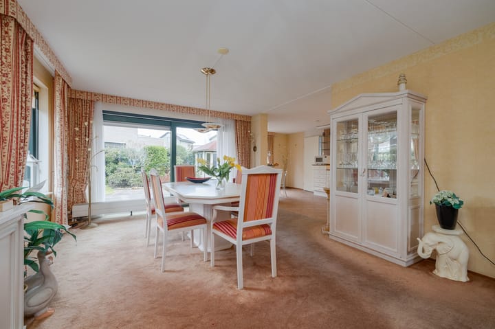 Foto 3 van van Goghlaan 1