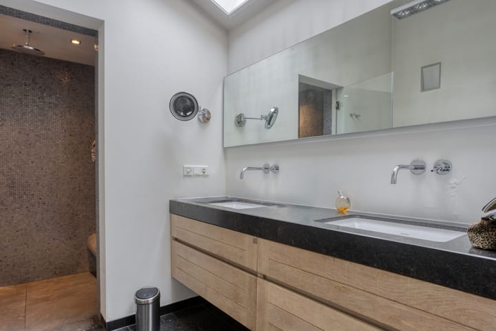 Foto 28 van Ameroever 64