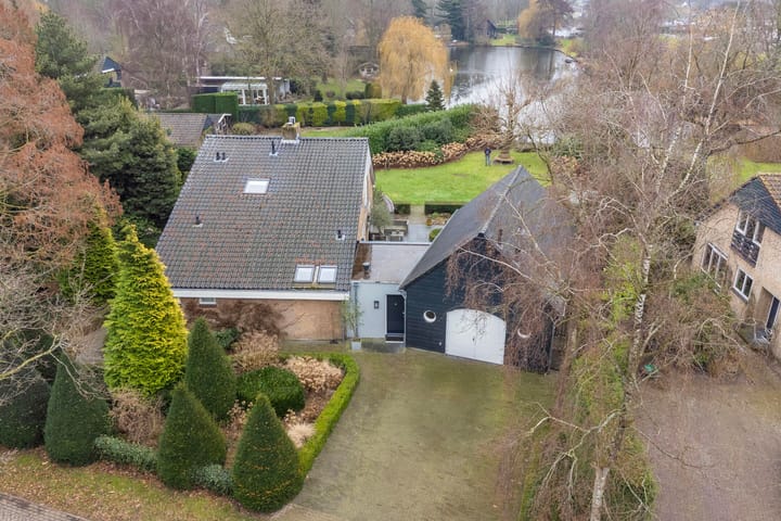 Foto 58 van Ameroever 64