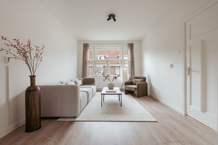 Photo 4 of Laplacestraat 59