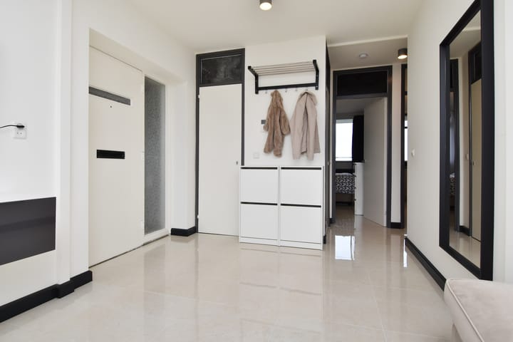 Photo 10 of Nieuwendamlaan 238