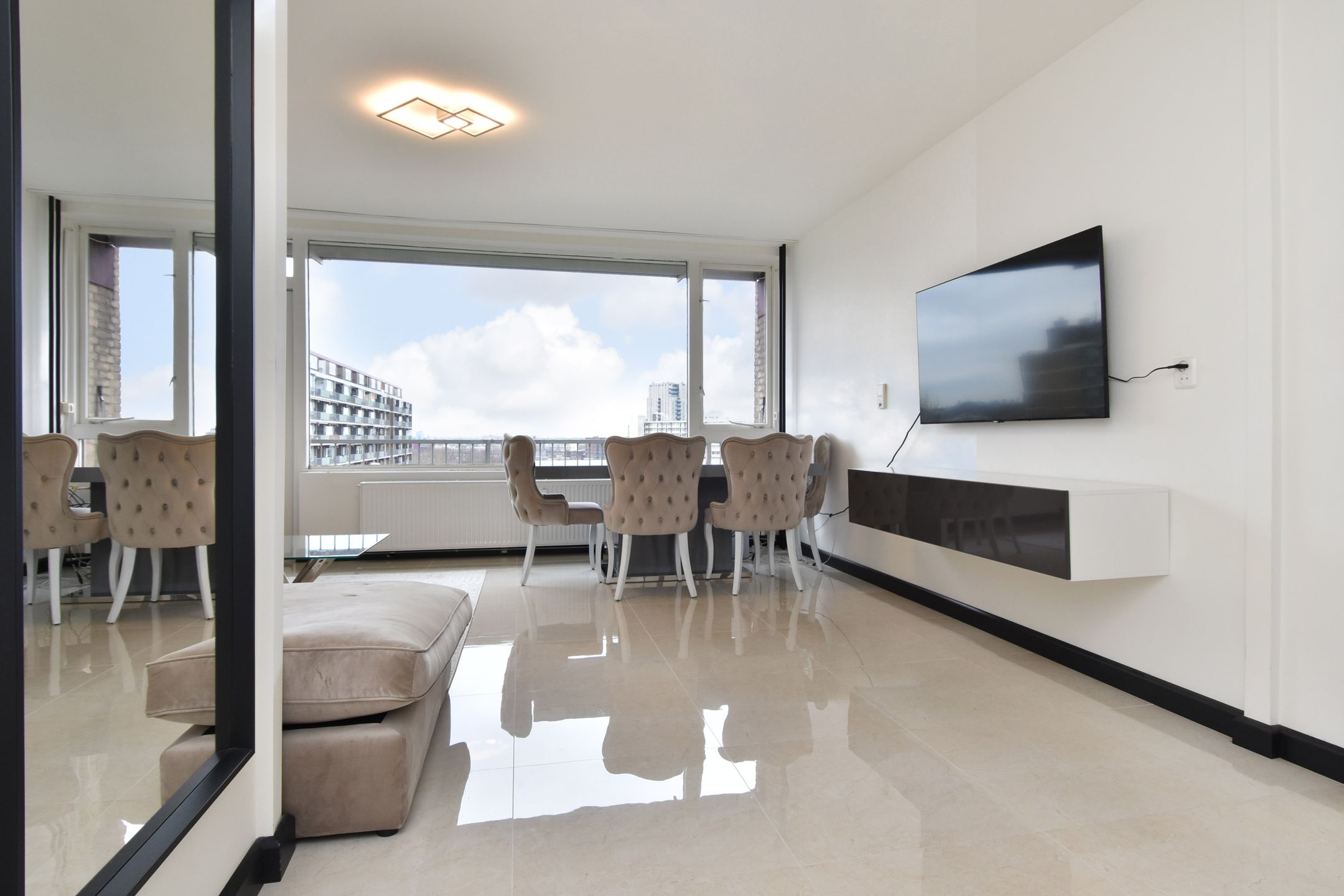 Photo 15 of Nieuwendamlaan 238