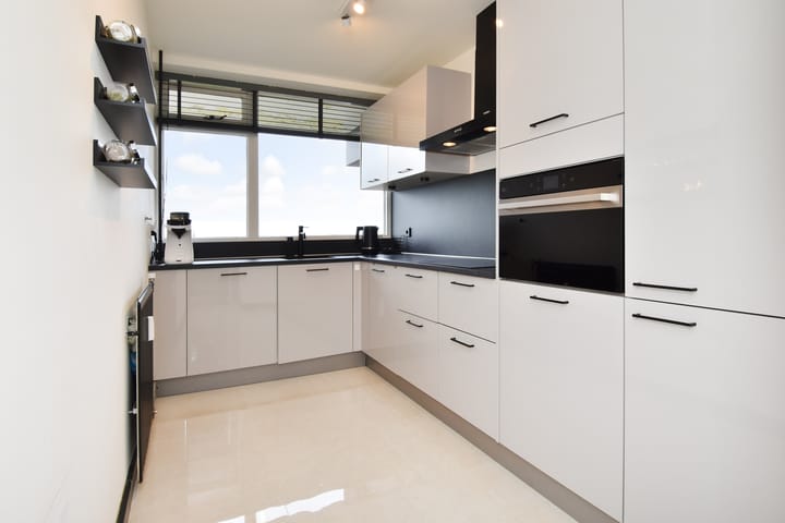 Photo 18 of Nieuwendamlaan 238