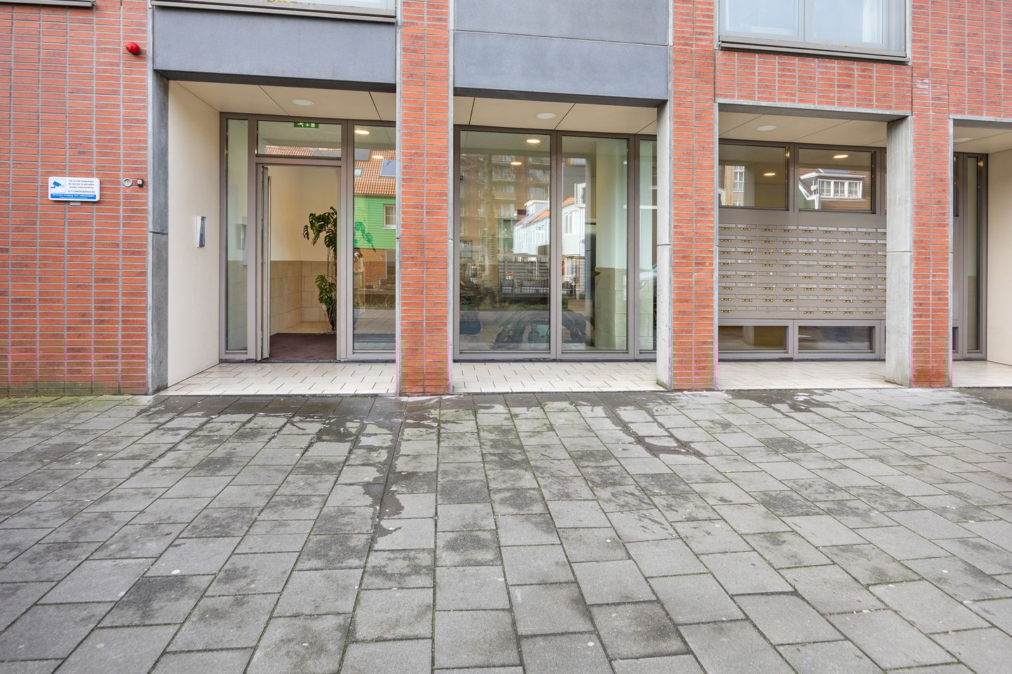 Foto 10 van Teakhout 11-A