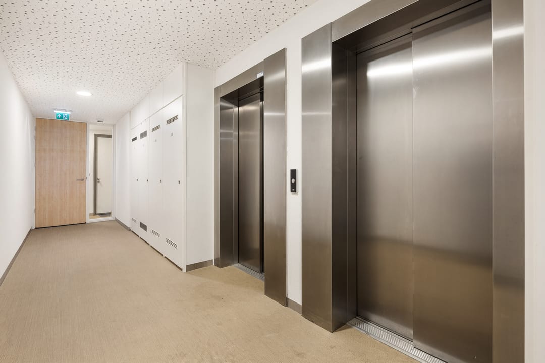 Foto 11 van Teakhout 11-A