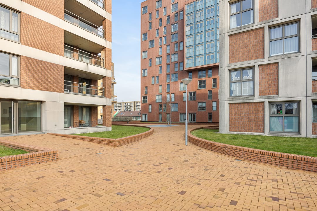 Foto 23 van Teakhout 11-A