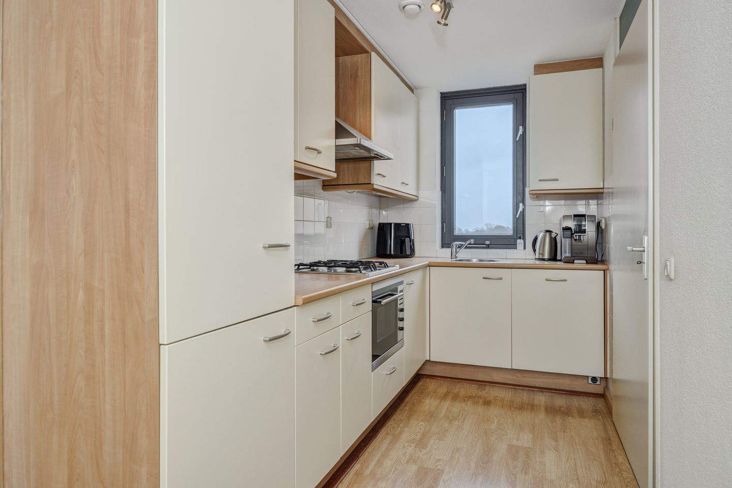 Foto 20 van Oostwal 233