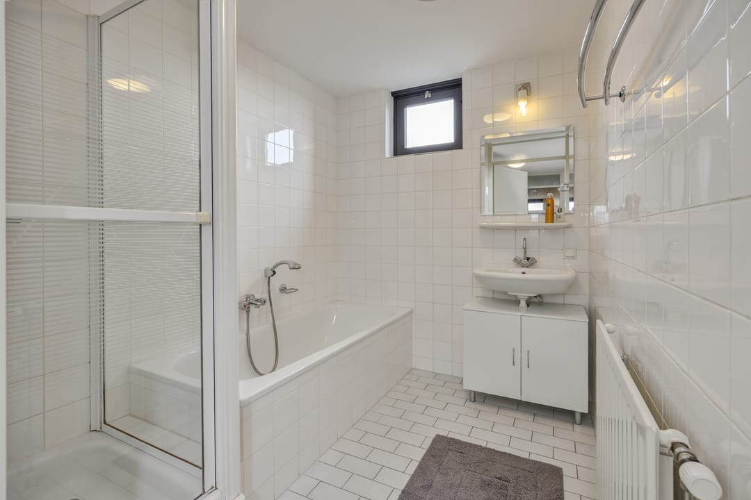 Foto 28 van Oostwal 233