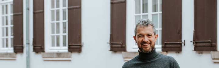 office-banner