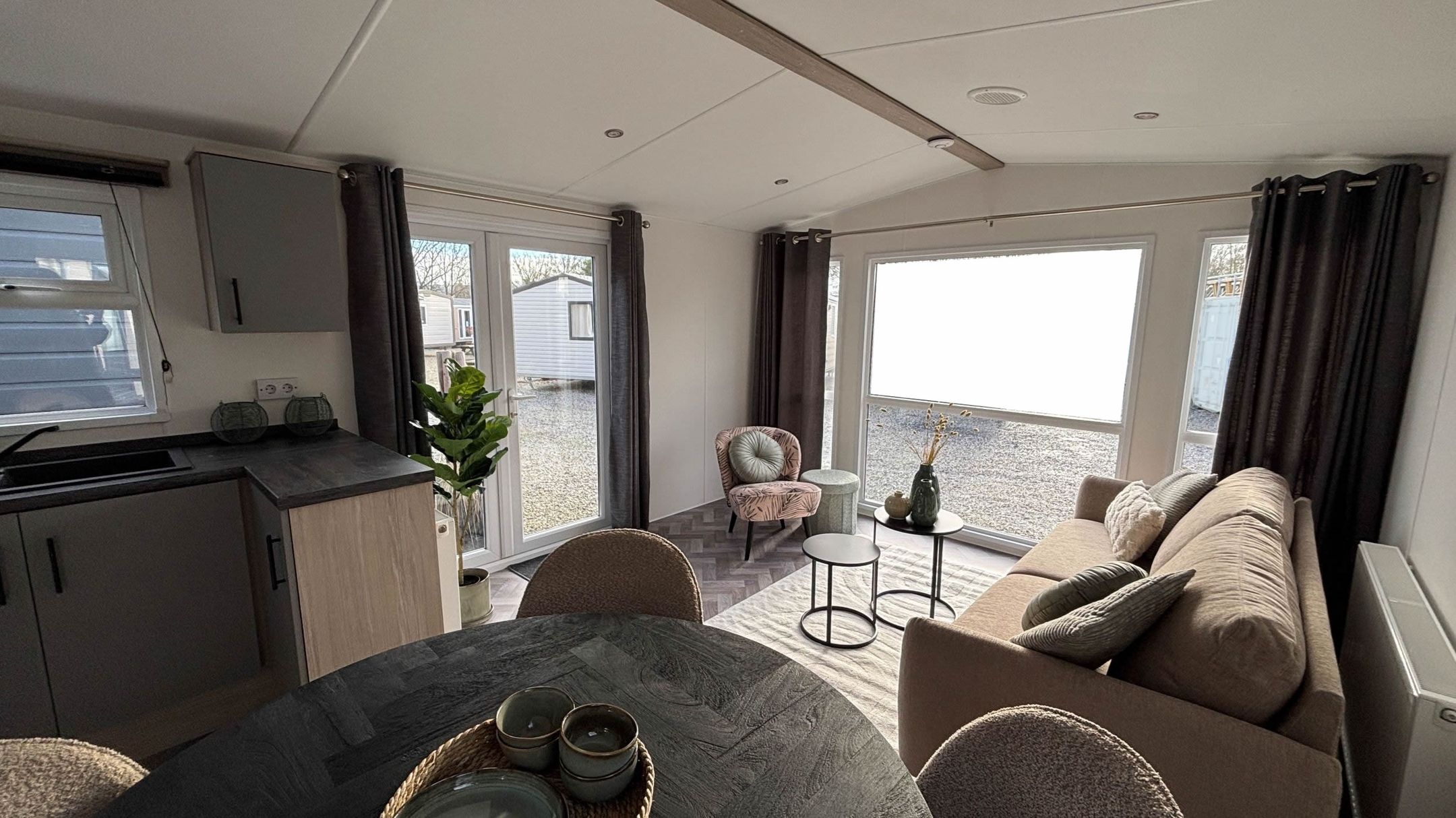 Foto 9 van Spuiweg 5-45