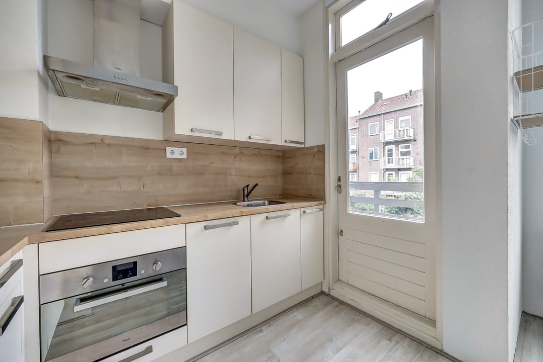 Photo 13 of Verheijstraat 89